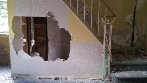 Painted  - Old-Farm136.jpg