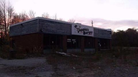 Burger Joint - Yuppies-Burger25.jpg