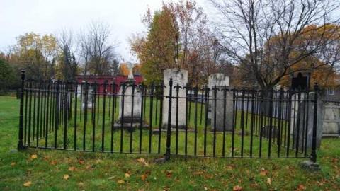 Robert Lyons carries on! - The-Old-Burying-Ground22.jpg