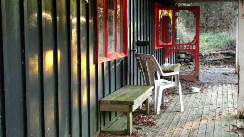 Passing a Stone - Green-Hill-Side86.jpg