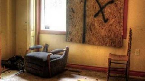 Passing a Stone - Green-Hill-Side88.jpg