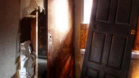 Passing a Stone - Green-Hill-Side28.jpg