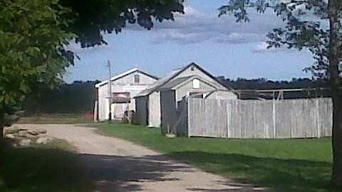 Baseline Road House - Springwater, Ontario