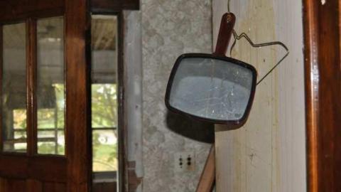 The Great Petrolia Line Find photo 5