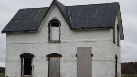 The Langs - Trashed-(near-Holly)26.jpg