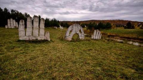 Oct 13, 2012 - The-Screaming-Heads65.jpg