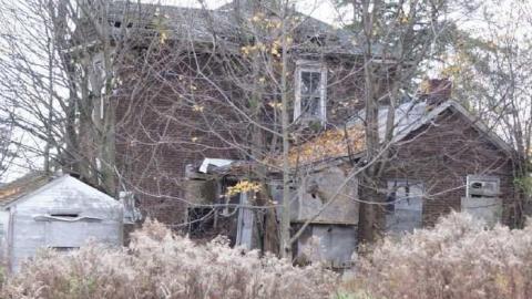 Still Standing... barely - Dickson-Hill-House17.jpg