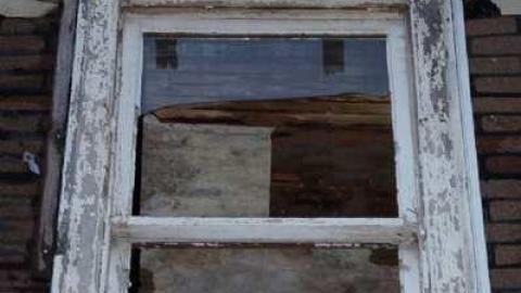 Still Standing... barely - Dickson-Hill-House14.jpg