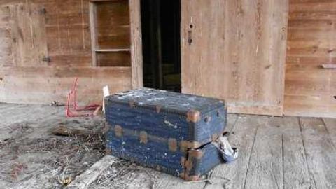 Field Day - Log-Cabin-and-Barns37.jpg