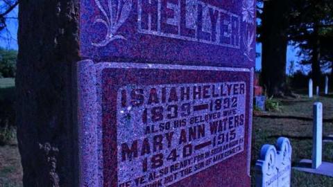  Rest Area - Kenilworth-Pioneer-Cemetery4.jpg