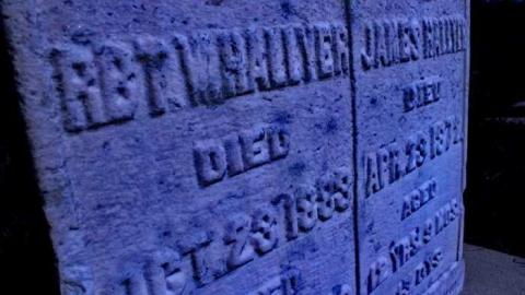  Rest Area - Kenilworth-Pioneer-Cemetery5.jpg