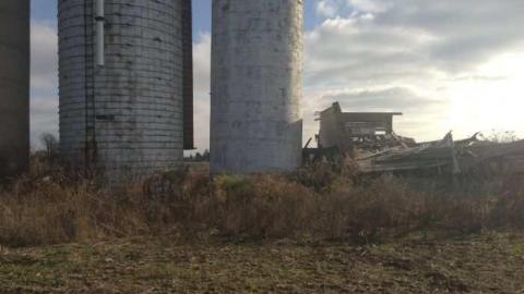 Nov 4th 2012 - Another-Rural-Barn24.jpg