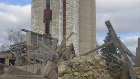 Nov 4th 2012 - Another-Rural-Barn32.jpg