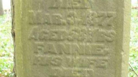 Marian - Marian-Cemetery17.jpg