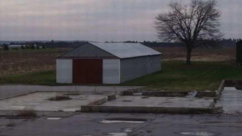 Walkabout - Wallpaper-Walls27.jpg