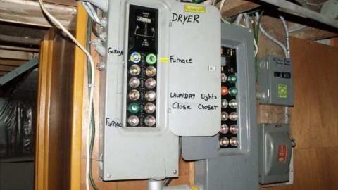 Walkabout - Wallpaper-Walls15.jpg