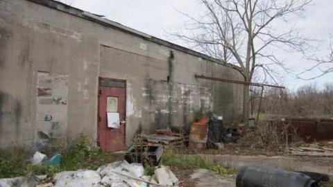 Abandoned Warehouse - 004.jpg