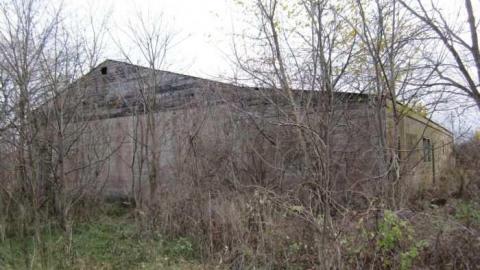 Abandoned Warehouse - 037.jpg