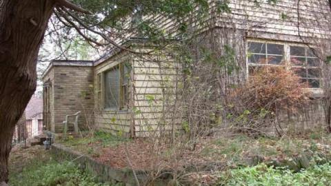 Richmond & Sunningdale - Neglected-Manor219.jpg