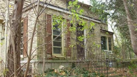 Richmond & Sunningdale - Neglected-Manor220.jpg