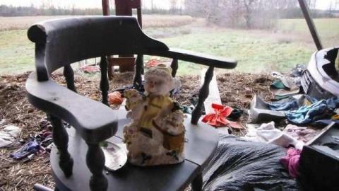 Holy House - TrashedMemories17.jpg