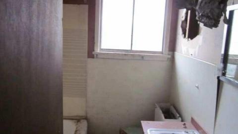 Decaying Garage - Bonazew-Motors15.jpg