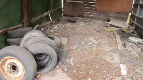 Ice cold - Leaning-House2.jpg