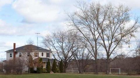 Nov 24, 2012 - Between-Church-and-Lumber1.jpg