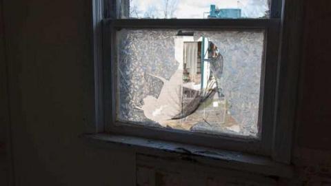 Nov 24, 2012 - Between-Church-and-Lumber7.jpg