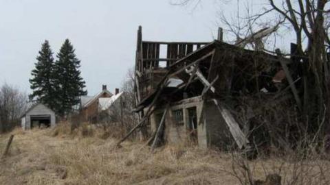 Gallery - Quabbin-Hill-Rd.-Farmhouse7.jpg