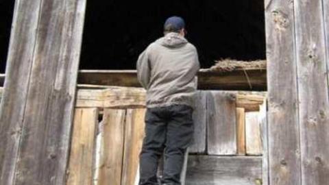 Gallery - Quabbin-Hill-Rd.-Farmhouse25.jpg