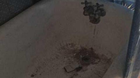 Low Battery - IMG_1123.jpg