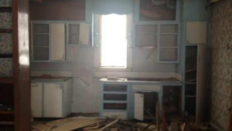 Clawing Upwards - Facade16.jpg