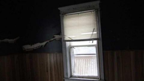 Big Red - DSC07540.jpg